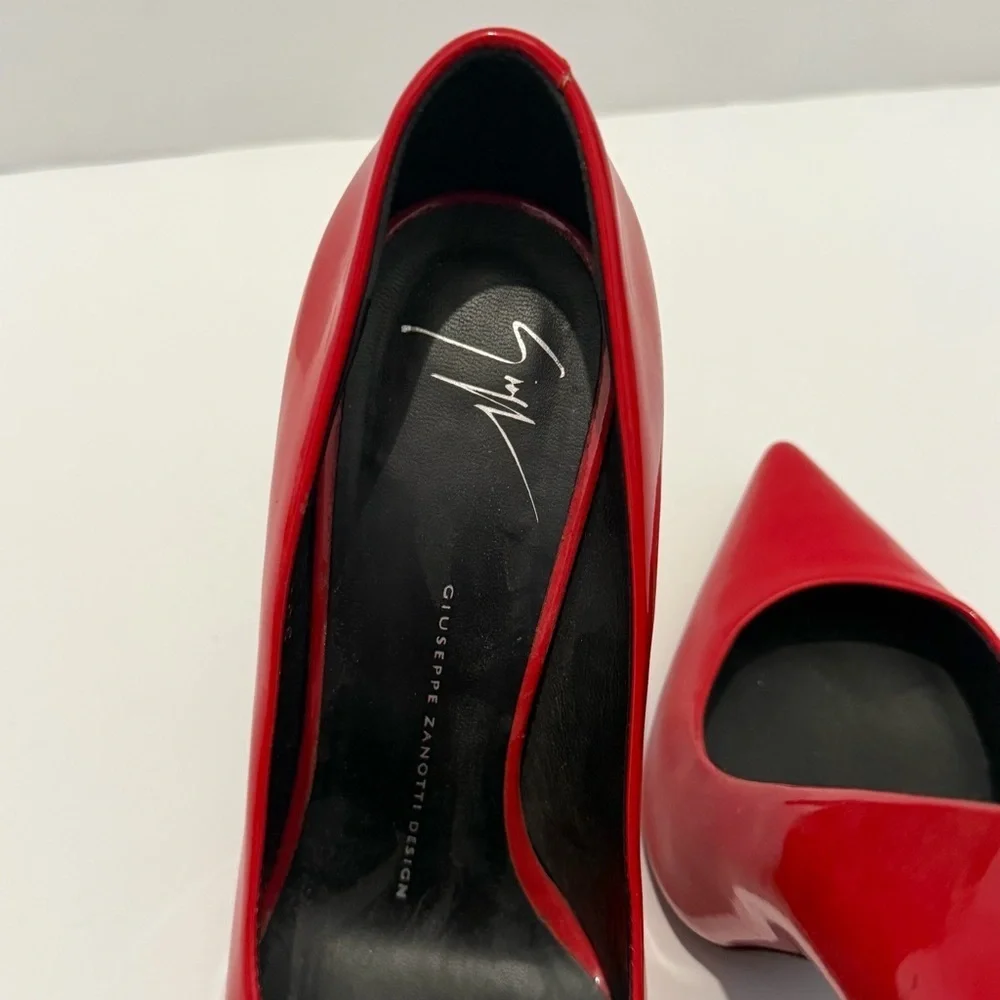 Giuseppe Zanotti Red Patent Leather Pointed-Toe Pumps Heels EU 37.5 US 7.5